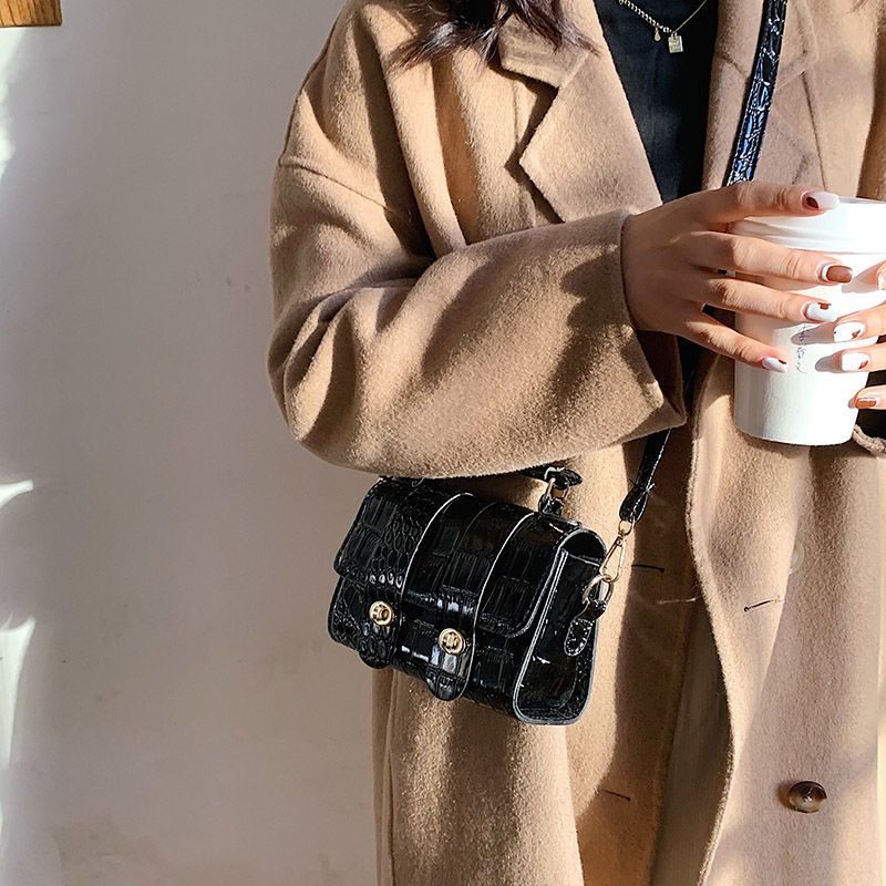 Túi Xách Đeo Vai Họa Tiết Da Cá Sấu Thời Trang Dành Cho Nữ