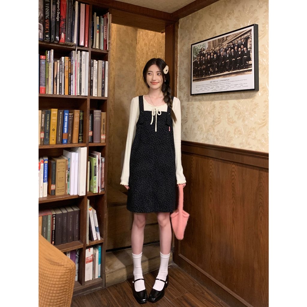 「MOTEL7」Set Áo Thun Tay Dài Phối Ren + Chân Váy Yếm Hoa Thời Trang Nữ Tính