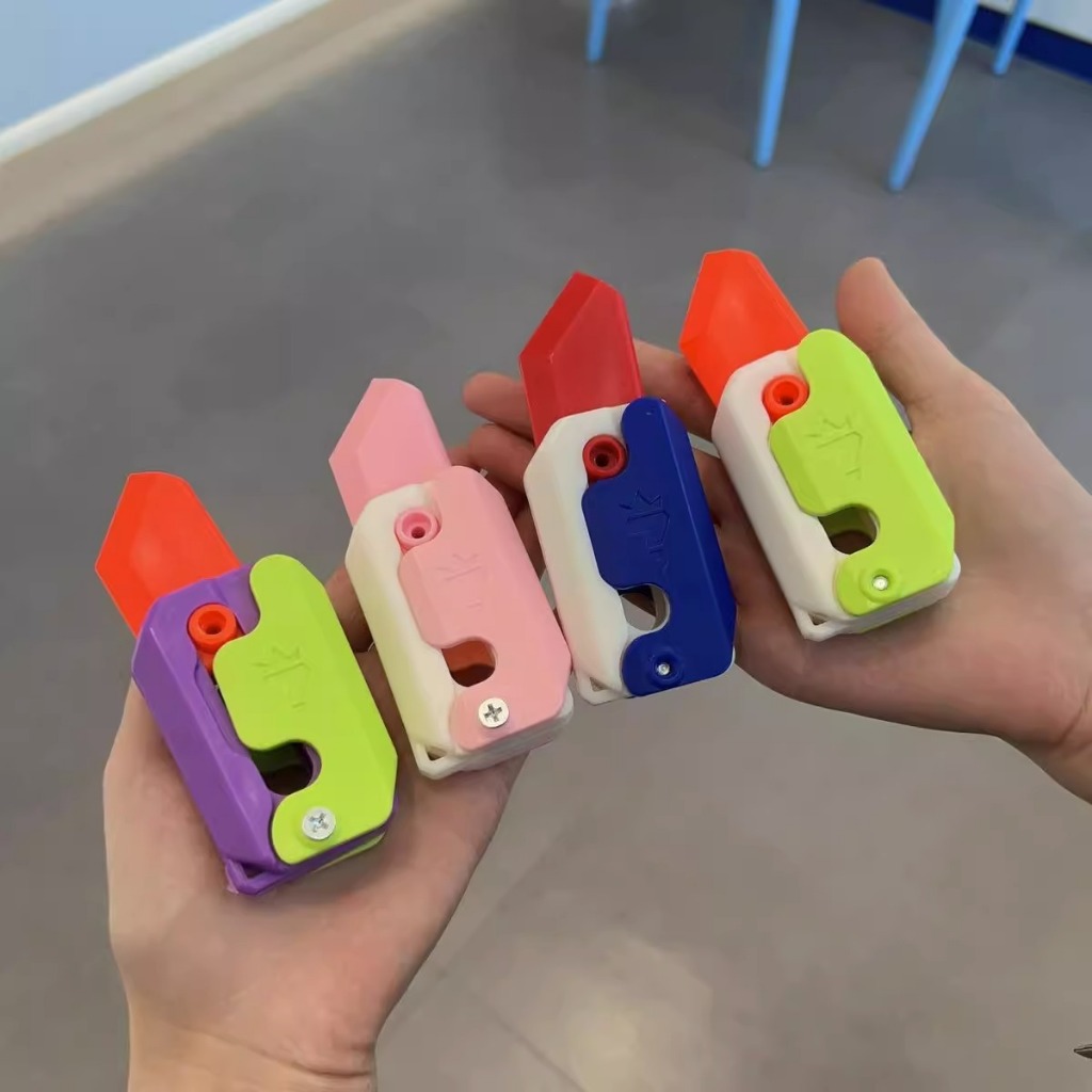 Đồ Chơi Thẻ Nhấn Tạo Hình Cà Rốt Dao In 3d Dễ Thương Cho Bé