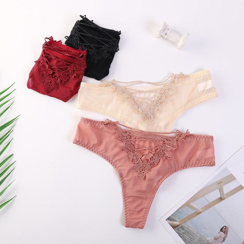 Quần Lót Ren Đen Lưng Thấp Xuyên Thấu Quyến Rũ Cho Nữ