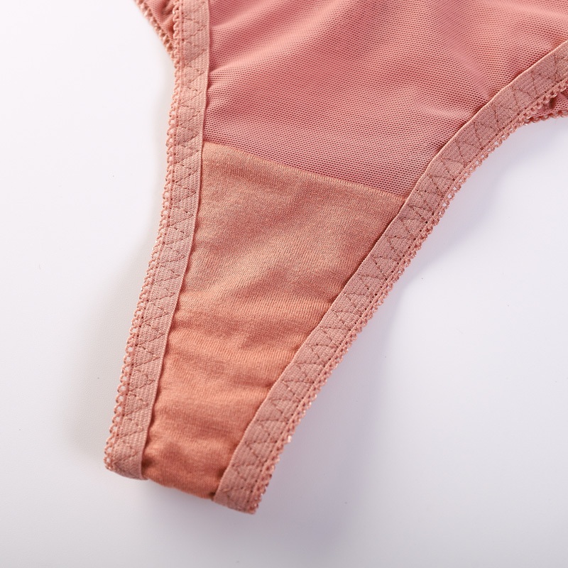 Quần Lót Ren Đen Lưng Thấp Xuyên Thấu Quyến Rũ Cho Nữ