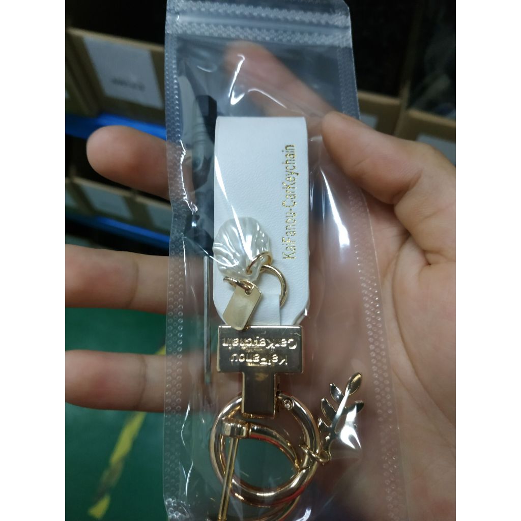 Móc Khóa Trang Trí Nội Thất Xe Hơi