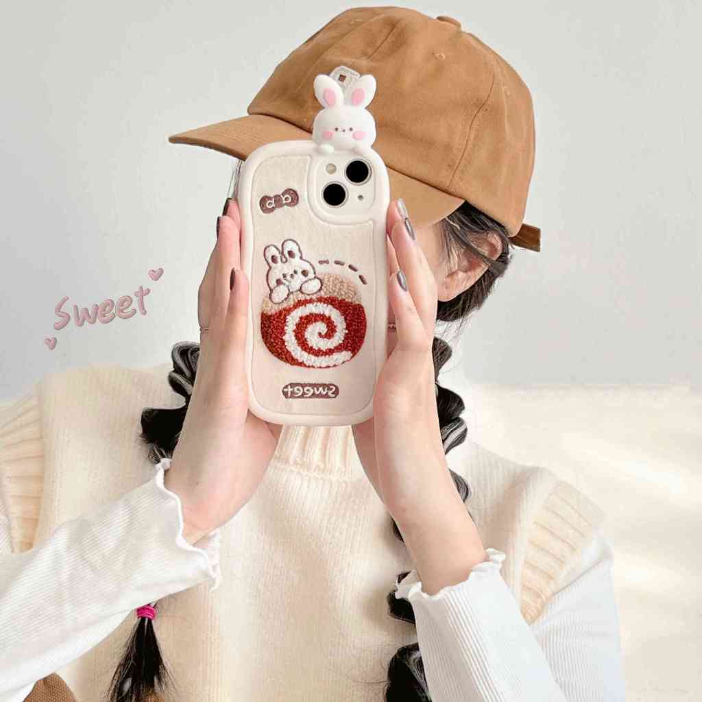 Ốp Điện Thoại Thêu Hình Thỏ Và Bánh Kem Cho iphone 15pro max 14pro max 11 12 13pro 12 pro max