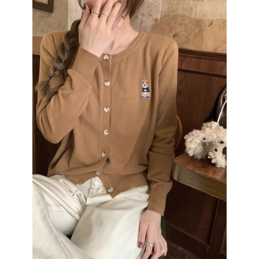 Zhu Xia Áo Khoác cardigan Dệt Kim Tay Dài Cổ Tròn Thêu Hình Gấu Thời Trang Xuân Thu Cho Nữ