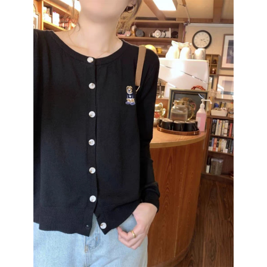 Zhu Xia Áo Khoác cardigan Dệt Kim Tay Dài Cổ Tròn Thêu Hình Gấu Thời Trang Xuân Thu Cho Nữ