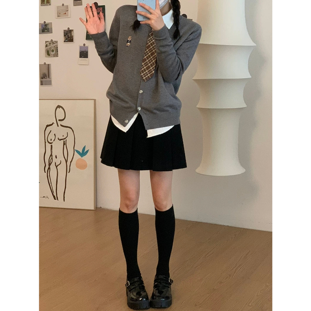 Zhu Xia Áo Khoác cardigan Dệt Kim Tay Dài Cổ Tròn Thêu Hình Gấu Thời Trang Xuân Thu Cho Nữ