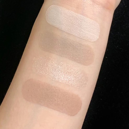 Bảng Phấn Bắt Sáng  MUGE LEEN Tạo Khối 3D 4 Màu Tự Nhiên Có Gương XHTZB050