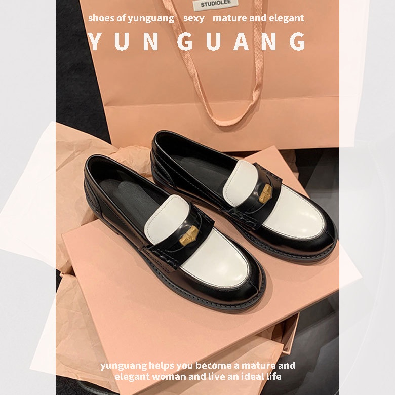 Giày Da Đế Dày Có Khóa Cài Vàng Phong Cách Anh Quốc Cổ Điển Cho Nữ