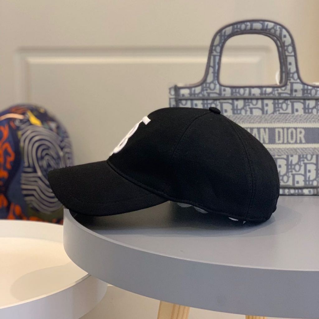 Burberr* Mũ bóng chày thêu chất lượng cao Mũ chống nắng cho cả nam và nữ Mũ lưỡi trai