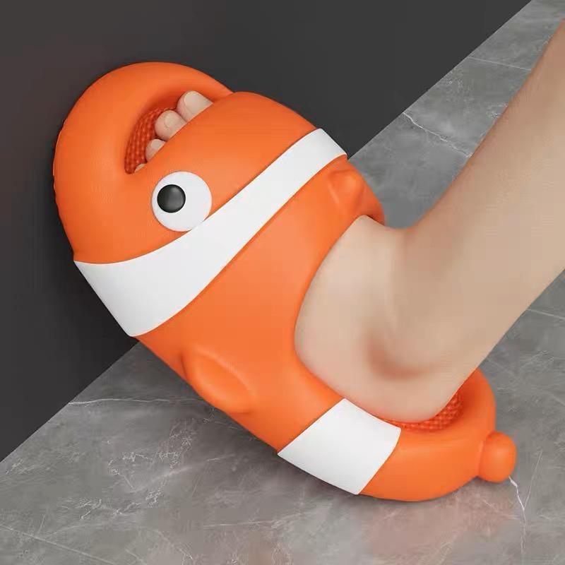 🔥Có Hàng Sẵn🔥Thời trang mùa hè Dép cá hề Nemo dép cá koi đế bánh mì siêu nhẹ cho người lớn