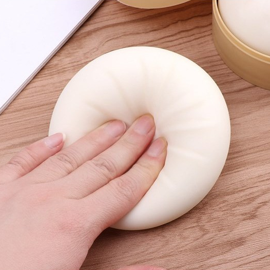 ● Đồ chơi bánh bao nắn bóp giúp giúp giảm căng thẳng