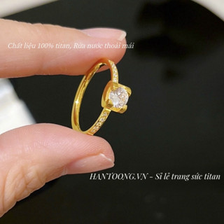 Nhẫn titan cao cấp không gỉ mạ vàng 24k thiết kế mặt đá vuông lấp lánh thời trang thanh lịch dành cho nữ