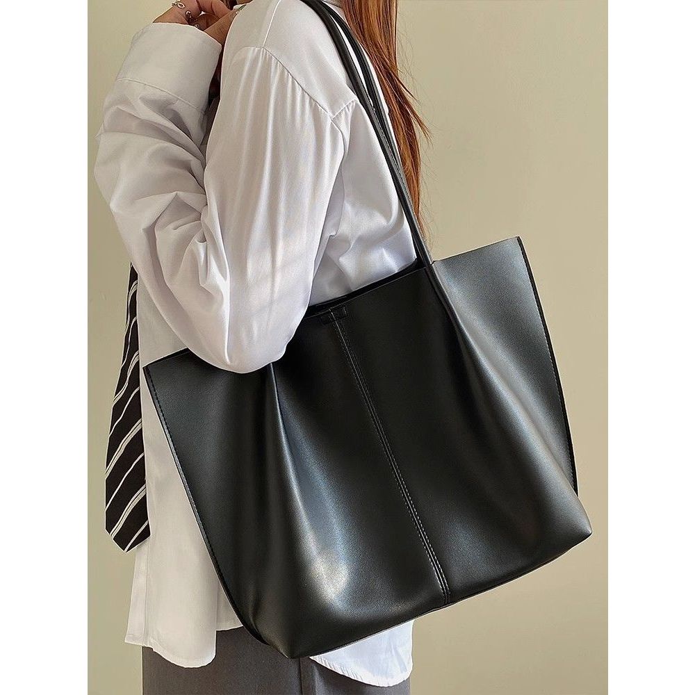 Túi Xách Da Màu Đen Dung Tích Lớn 35 * 35cm