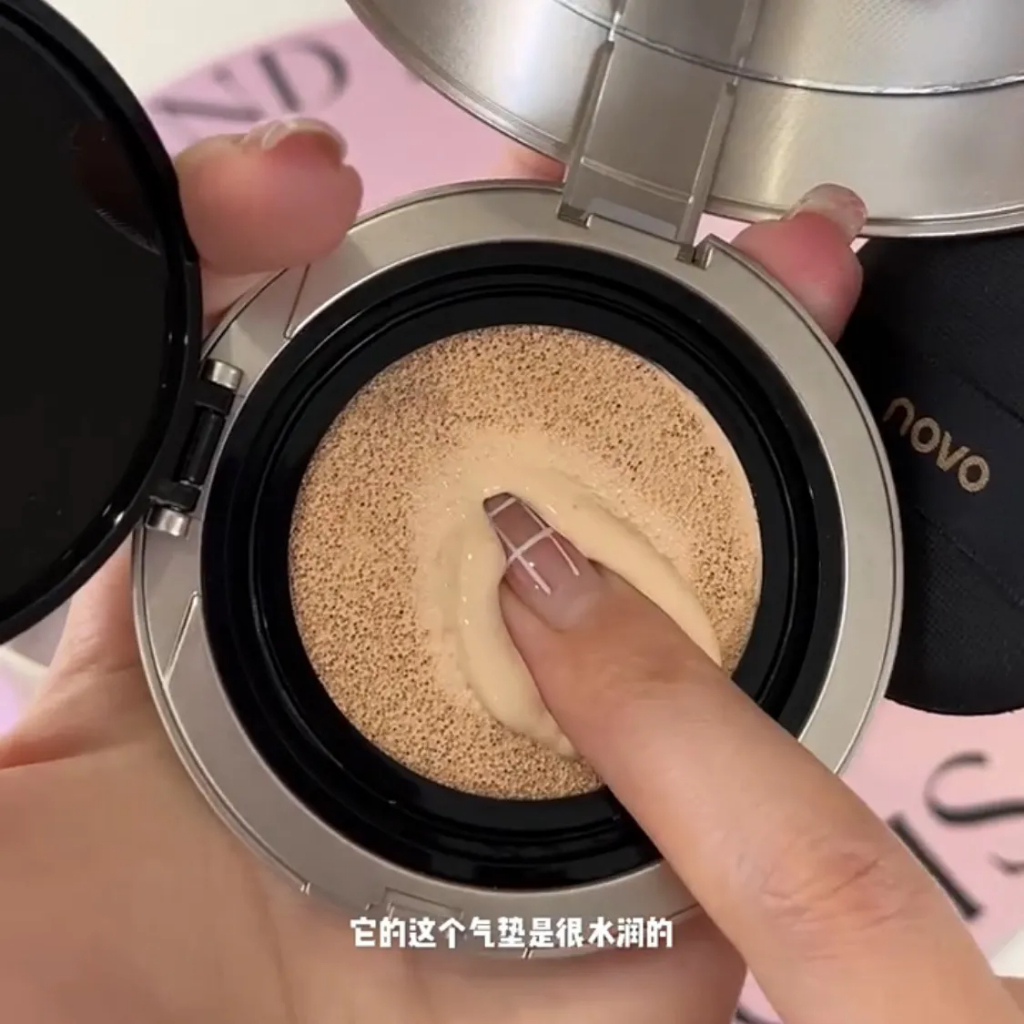 Toner Dạng Air Cushion NOVO 2 Trong 1 Dưỡng Ẩm Chống Thấm Nước Che Khuyết Điểm Bắt Sáng Kiểm Soát Dầu 20g5861