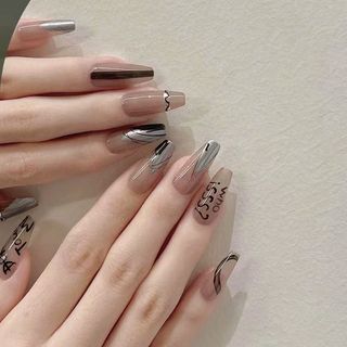 Bộ 24 móng tay giả dài màu đỏ và xanh dương r241