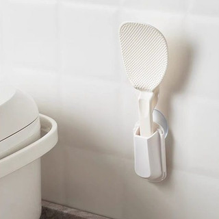 Dụng cụ để muỗng múc cơm dán tường