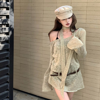 Đầm Nữ Tay Dài Cổ Cao Ôm Sát Quyến Rũ