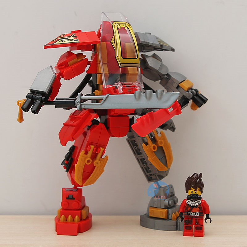 Leyu moc ninjago mech Bộ Đồ Chơi Lắp Ráp Mô Hình robot lloyd Hành Động Cho Bé Trai