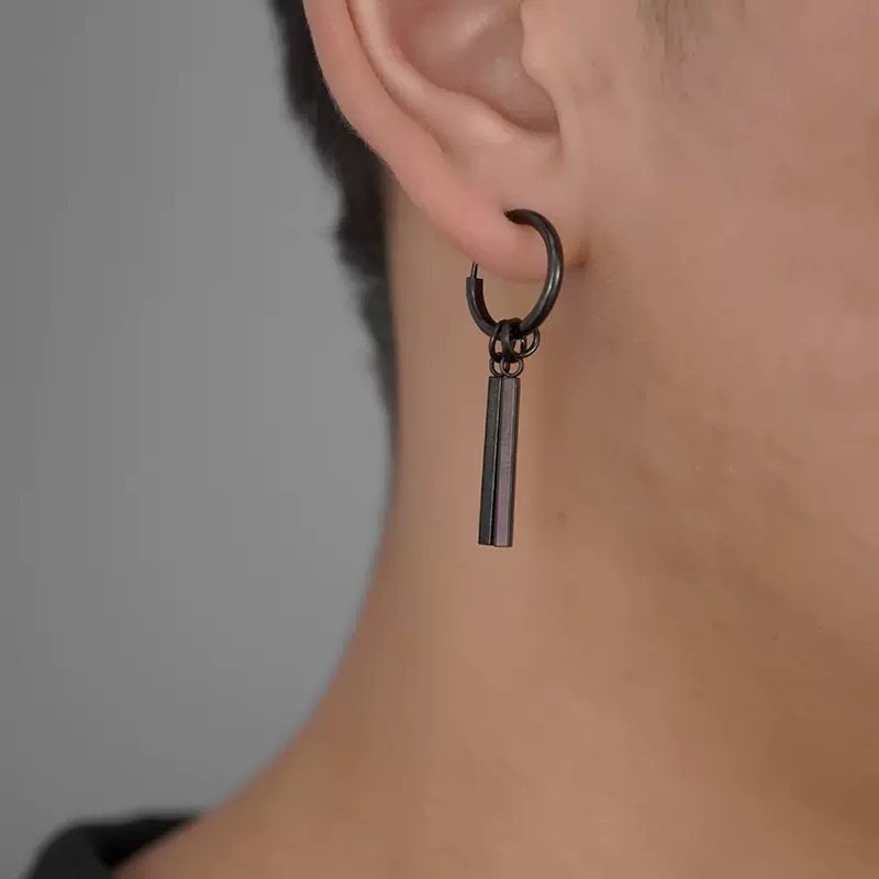 Khuyên tai MAYEBE LAVEND Bông tai thép titan MAYEBE LAVEND màu đen bạc phong cách hip hop sáng tạo