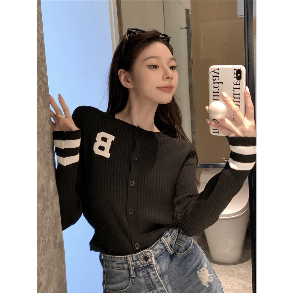 Lalisas Áo cardigan Dệt Kim Mỏng Tay Dài Thêu Chữ Dáng Ngắn Màu Sắc Tương Phản Phong Cách Hàn Quốc Thời Trang Cho Nữ