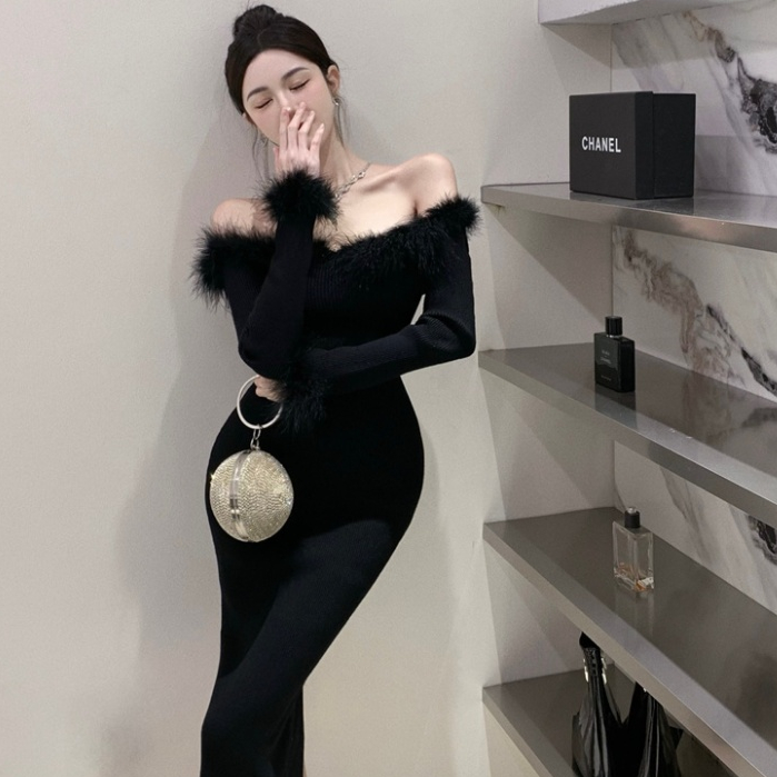 Đầm Ôm Dáng Tay Dài Cổ Phối Lông Màu Đen Phong Cách Hàn Quốc Thời Trang Quyến Rũ Cho Nữ