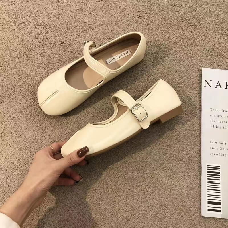 Giày nữ đế bệt mềm phong cách Mary Jane phong cách retro thời trang xuân hè 2022