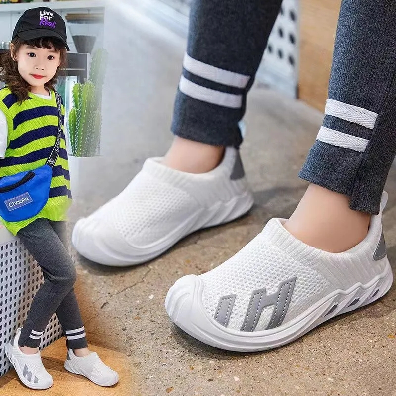 SUGE Giày Thể Thao Đen Trắng Phối Lưới Thoáng Khí Thoải Mái Thời Trang Cho Bé