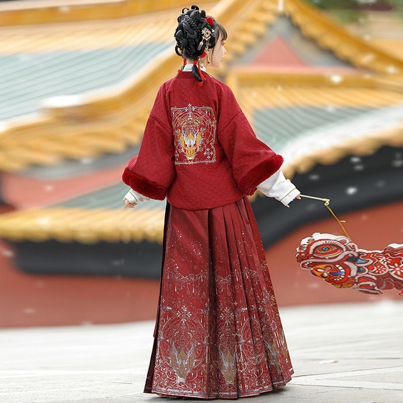 Váy Hán Phục Truyền Thống Bằng Vải Nhung Dày Dệt Hoa Mặt Ngựa Trang Điểm Mùa Đông Truyền Thống Chính Hãng ming made May Cho Nữ