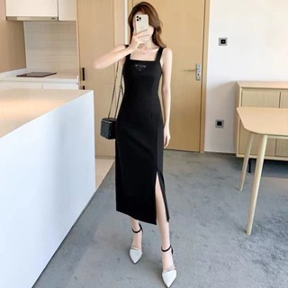 Đầm Sling Logo Tam Giác Mới