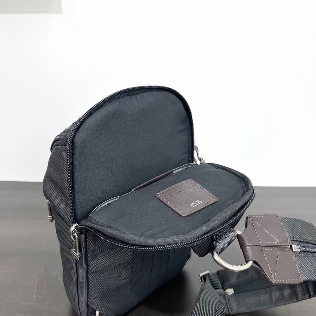 Ba Lô Nam tumi 2223404 Túi Đeo Chéo Một Bên Vai Thời Trang Giản Dị