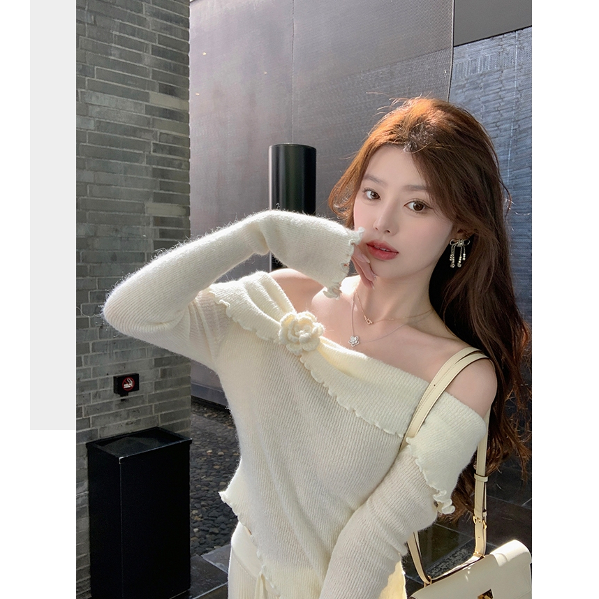 Áo len thu đông QADCOL hở vai dáng ôm phong cách hàn quốc thanh lịch