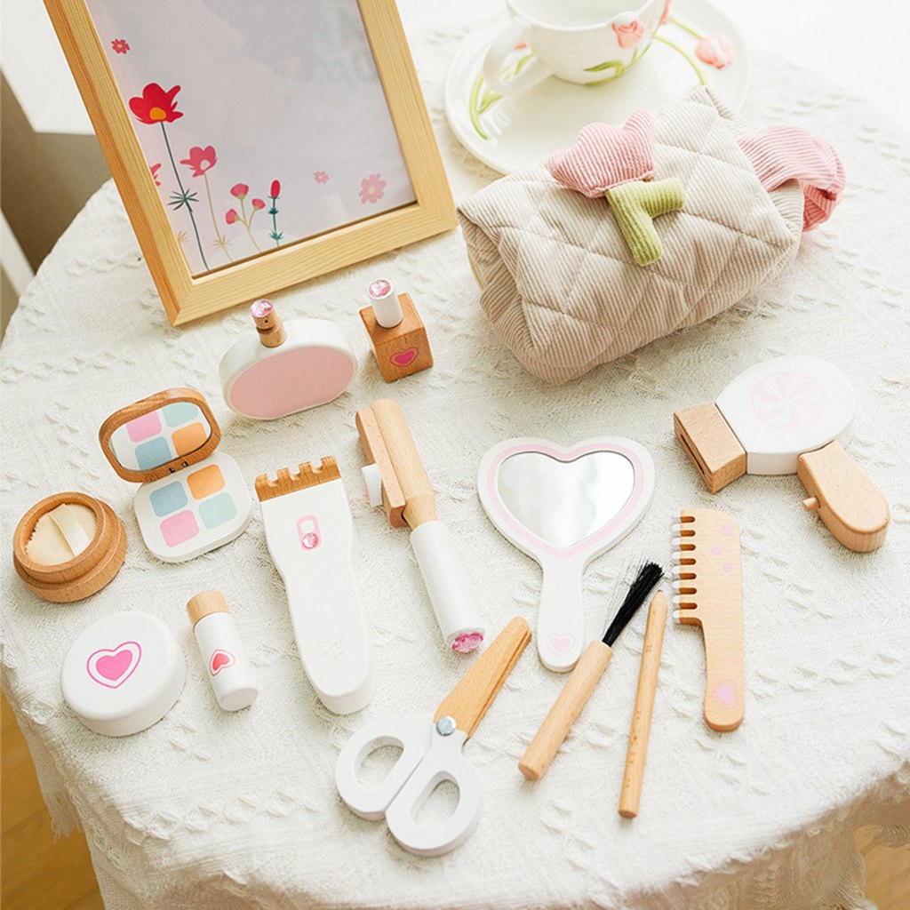 Predolo Bộ Dụng Cụ Trang Điểm 14 Món Cho Bé Gái