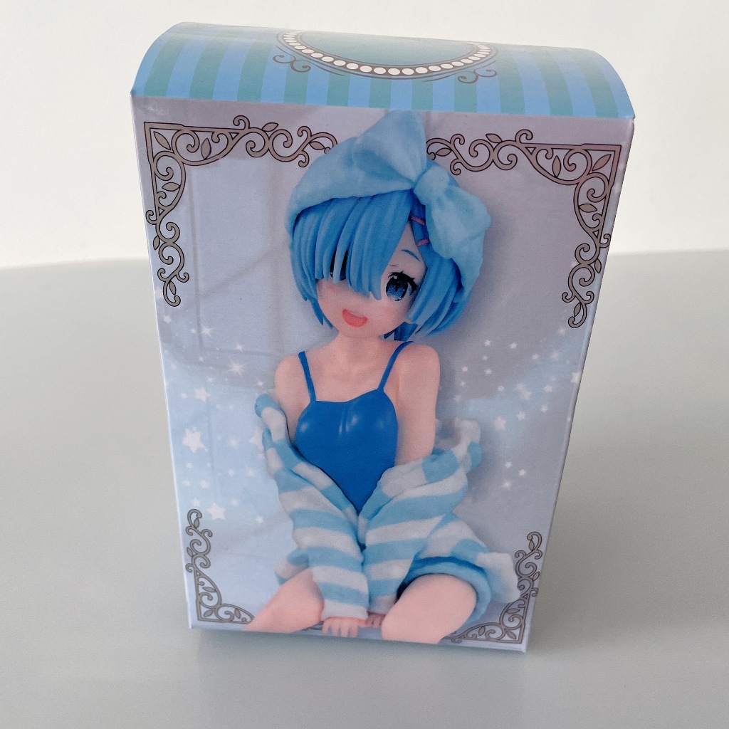 Mô Hình Nhân Vật Re: Life in a different world from zero ram rem Ngồi xuống 14cm Bằng pvc