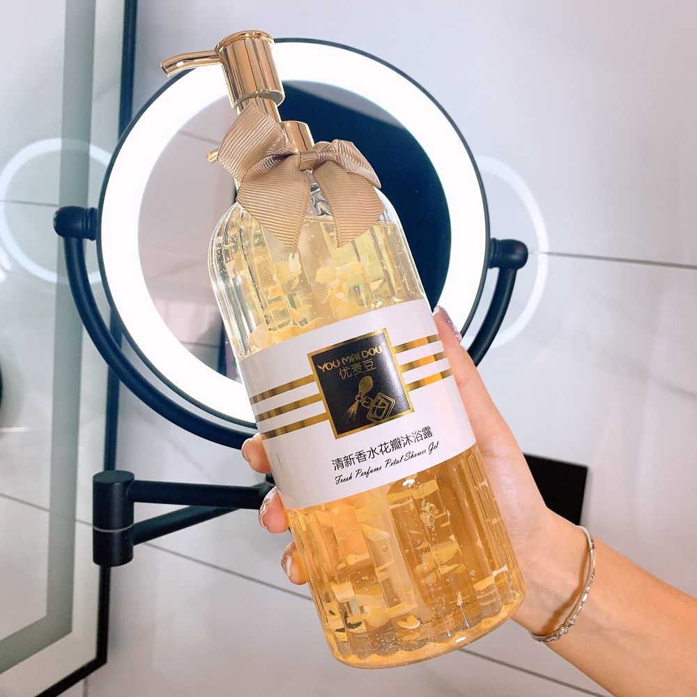 Gel Tắm Hương Thơm Hoa Lâu Phai Kiềm Dầu Dưỡng Ẩm Dung Tích 700ml