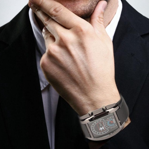 Màn hình LED Đồng hồ hàng không đeo tay có độ chính xác cao thoải mái với màn hiển thị ngày và giờ UPONE