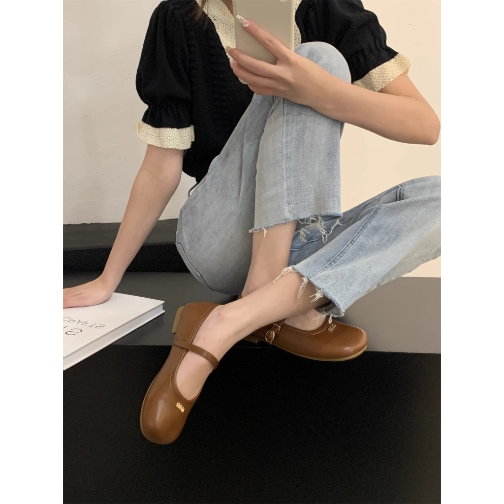 Giày Mary Jane Đế Bằng Màu Trắng Phong Cách Thời Trang Retro 2023 Dành Cho Nữ