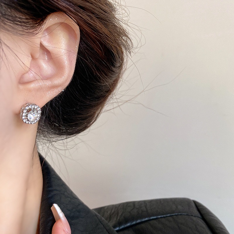 Bông Tai Mạ Bạc Hình Vuông Đính Kim Cương Nhân Tạo Phong Cách Hàn Quốc Sang Trọ