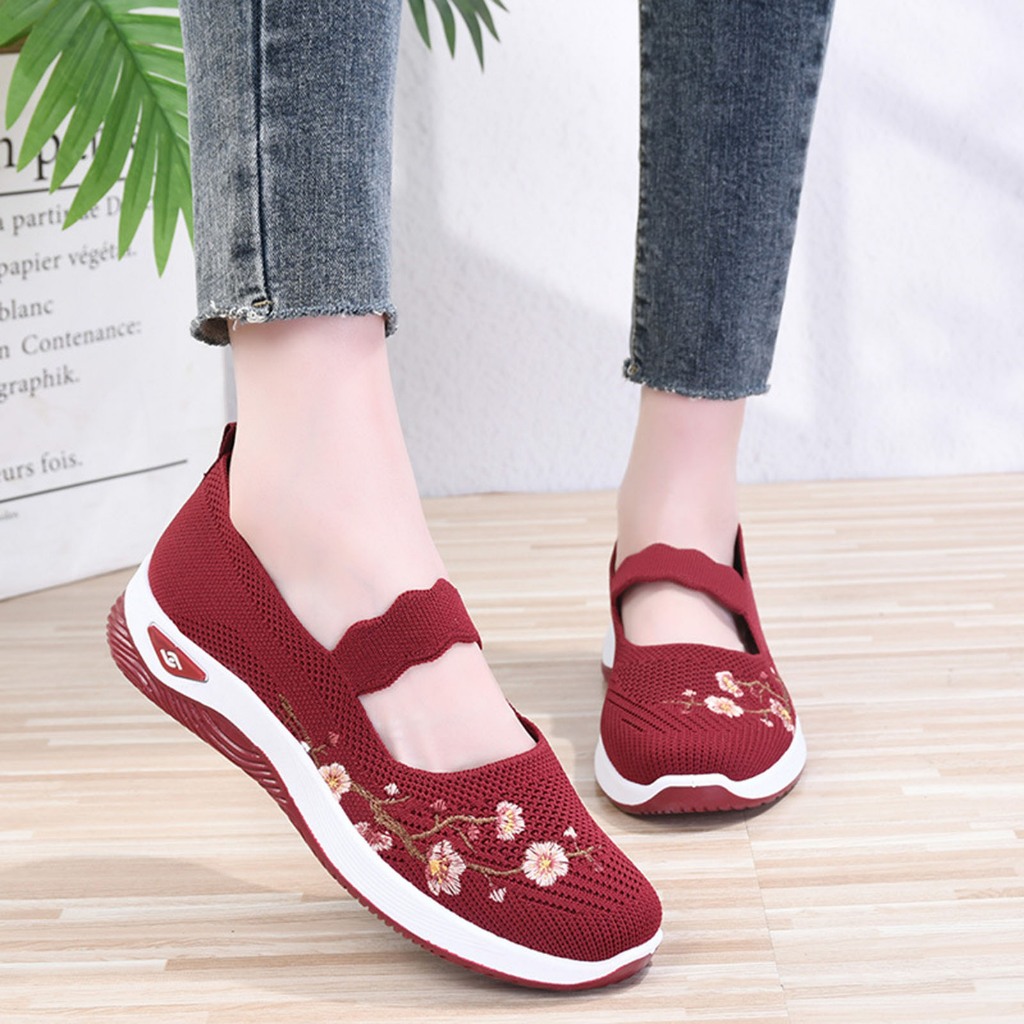 Giày Lười Vải Thoải Mái Và Bền Cho Phụ Nữ Trung Niên