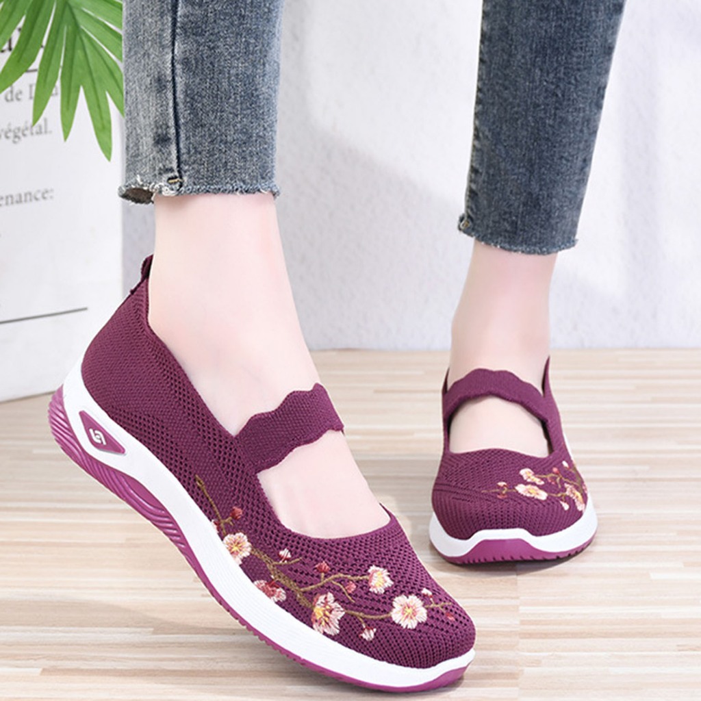 Giày Lười Vải Thoải Mái Và Bền Cho Phụ Nữ Trung Niên