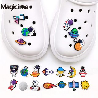【On Sale】Magicime Phụ Kiện Khóa Giày Bằng Cao Su pvc Mềm Tháo Rời Được Họa Tiết Hoạt Hình Không Gian Vũ Trụ Jibbitz