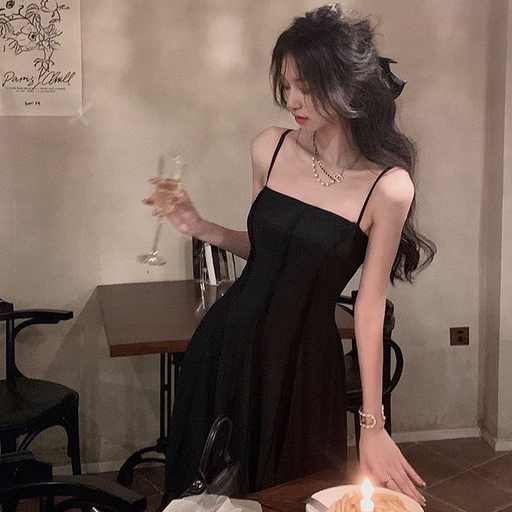 Đầm Hai Dây Xếp Ly Phong Cách Pháp Cổ Điển Thời Trang Cho Nữ