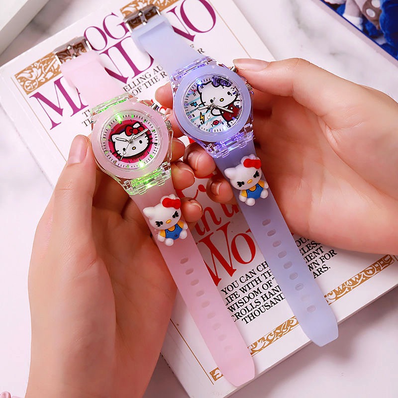 Dễ Thương Đồng Hồ Đeo Tay Điện Tử Hình hello kitty / Người Nhện / Người Nhện Có Đèn Phát Sáng Dành Cho Học Sinh sanrio