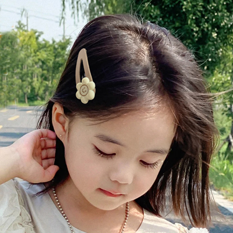 Set 8 / 9 Kẹp Tóc Màu Nâu Họa Tiết Hoạt Hình Phong Cách Hàn Quốc Cho Bé Gái