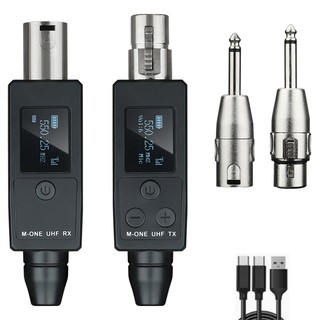 Bộ thu phát micro không dây chuyên nghiệp được cắm vào hệ thống không dây micro XLR