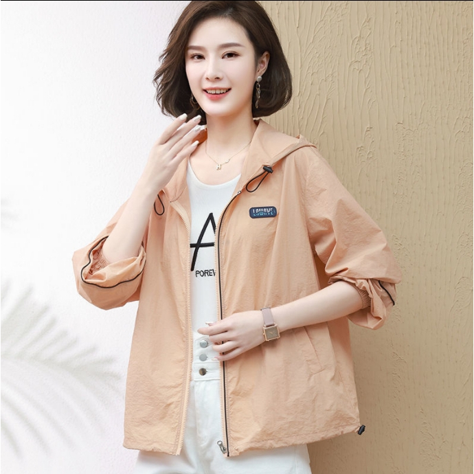 Áo Khoác Thể Thao Mỏng Nhẹ Chống Gió Có Nón Trùm Dáng Rộng Thời Trang Mùa Hè Cho Nữ