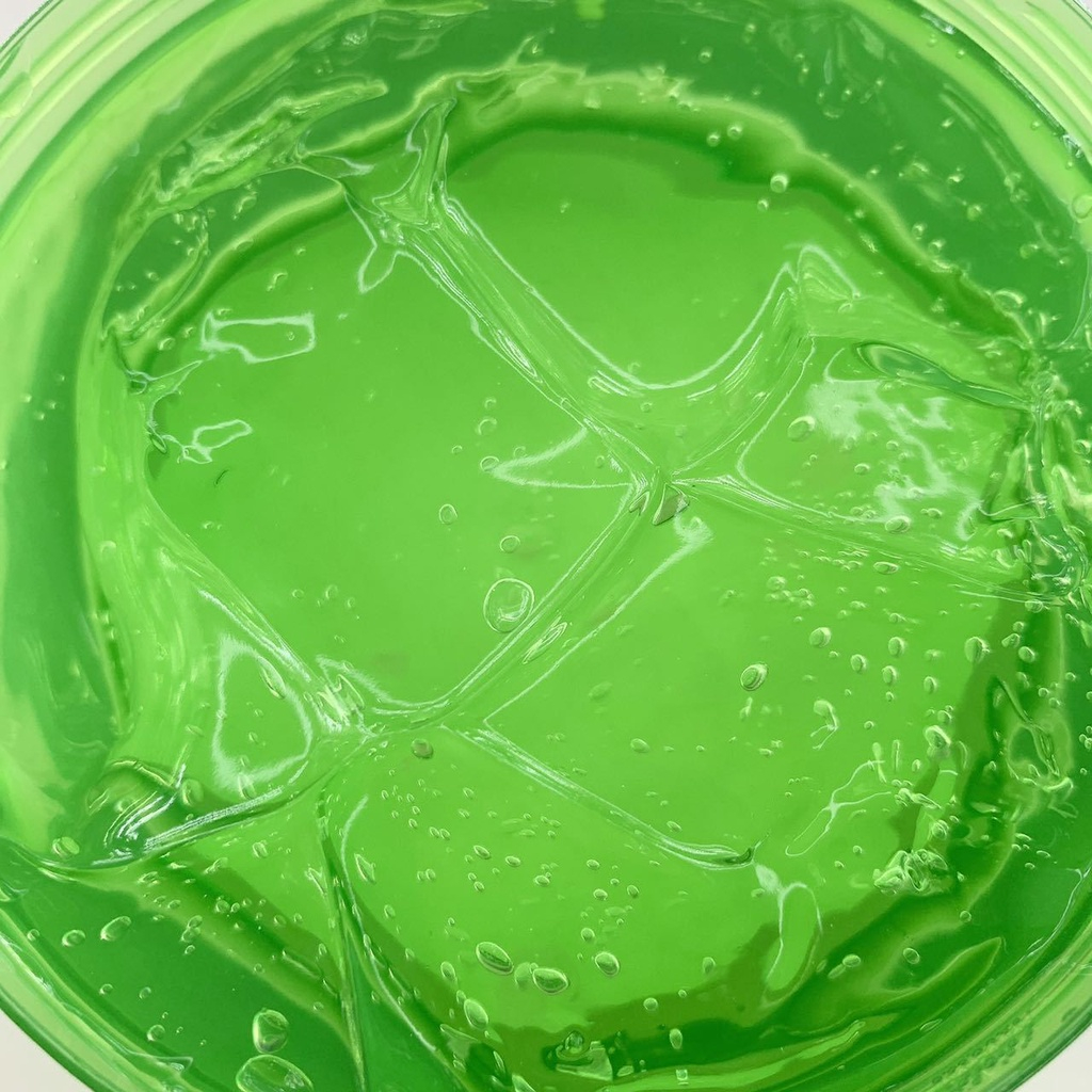 Gel lô Hội 98%dưỡng ẩm và làm mềm da  cháy nắng tẩy tế bào chết da bầm tím da mặt