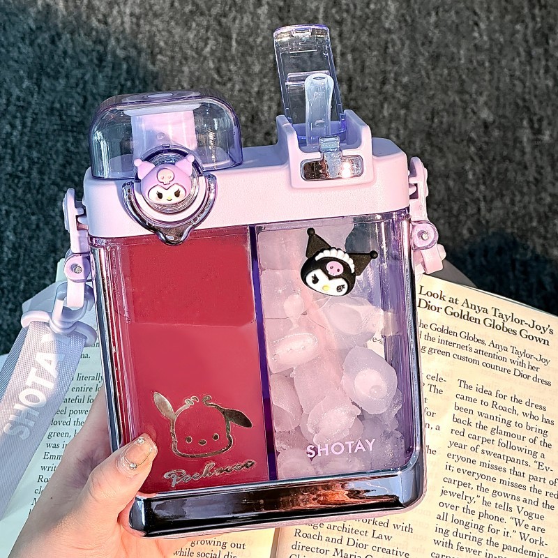 SANRIO Bình Nước 700ml Hình Vuông Cỡ Lớn In Họa Tiết Hoạt Hình Dễ Thương Kèm Ống Hút Tiện Dụng Cho Học Sinh