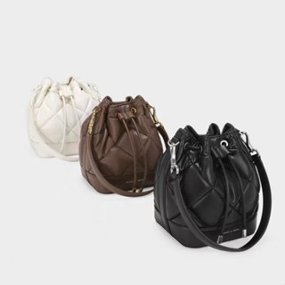 [Hàng Mới Về] cnk Hàng Mới Về - Hàng Mới Về] 10671587 Túi Đeo Chéo Mềm Mại Họa Tiết Hình Thoi Phối Dây Xích Thời Trang