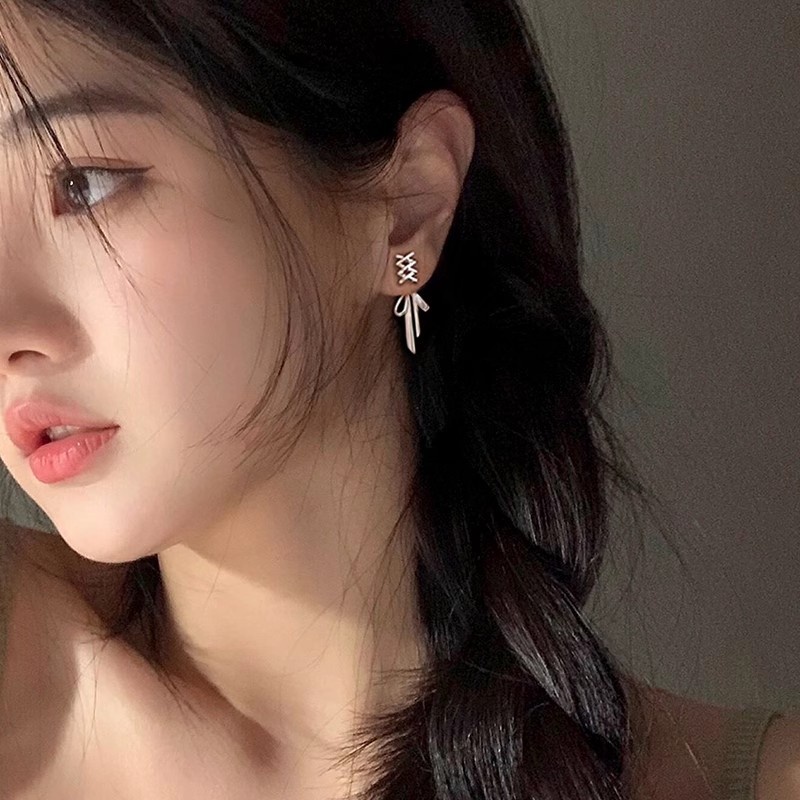Khuyên Tai Bạc Hình Nơ Ruy Băng 2 Chiều Không Gây Dị Ứng Phong Cách Hàn Quốc Cho Nữ