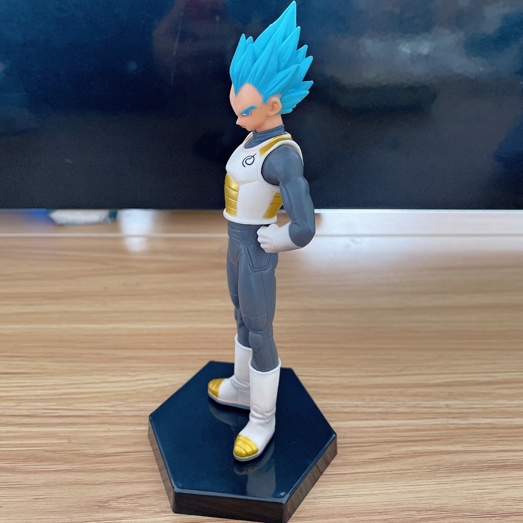 Mô Hình Nhân Vật vegeta iv son goku Trong dragon ball z 16cm